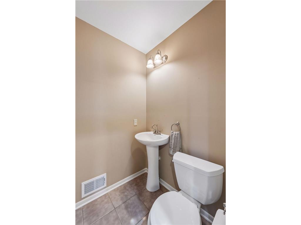 812 Oriole Lane Chaska MN 55318 7022082 image26