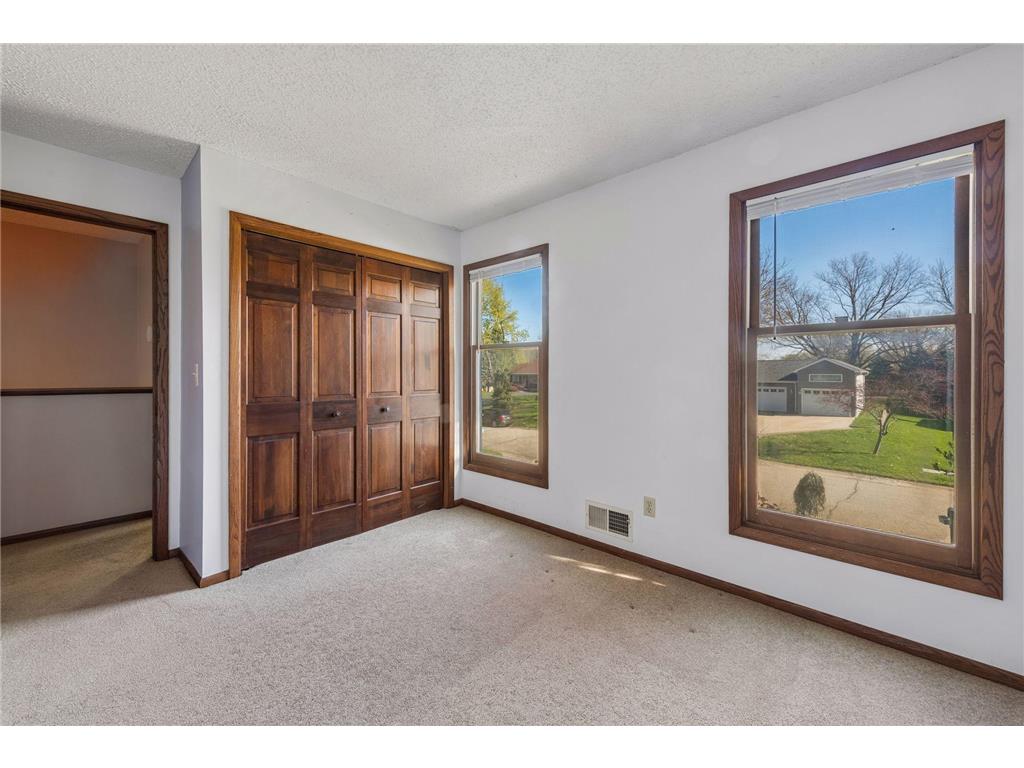 812 Oriole Lane Chaska MN 55318 7022082 image32