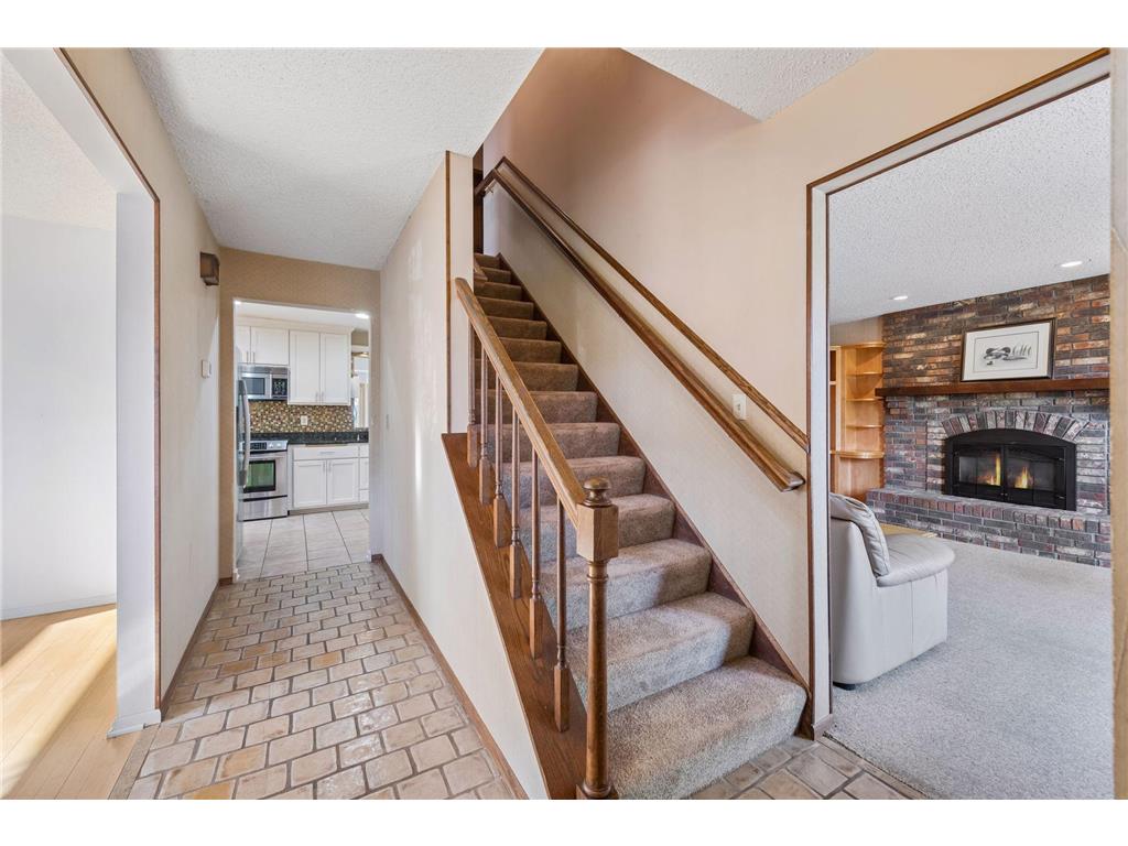 812 Oriole Lane Chaska MN 55318 7022082 image4