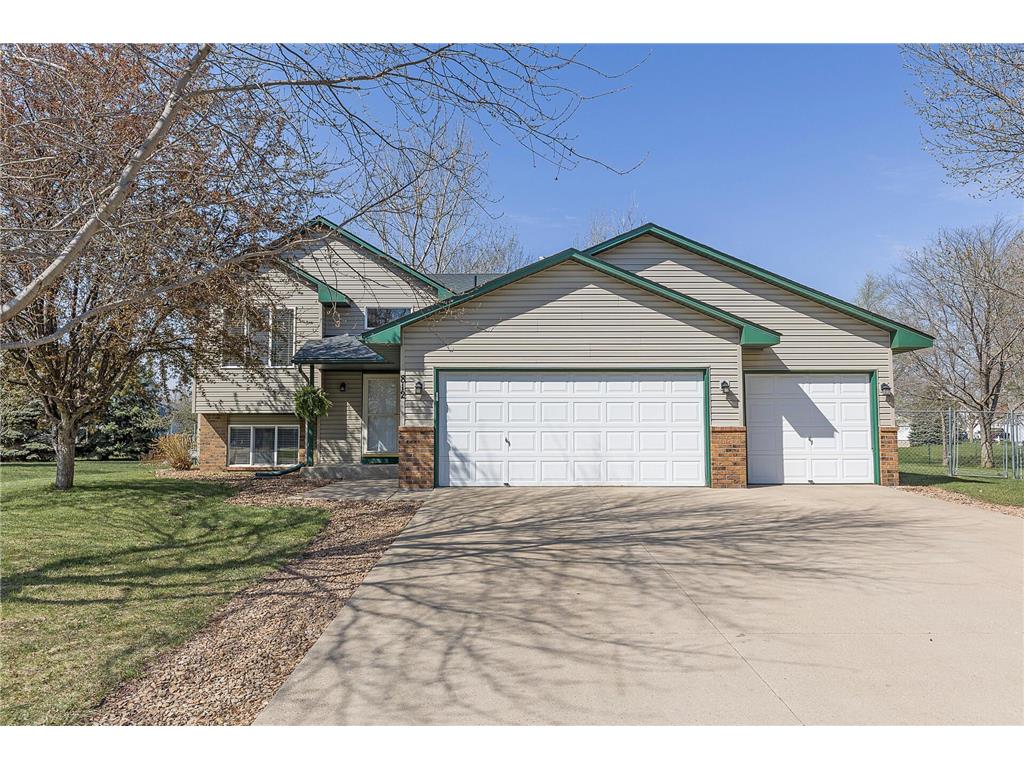 812 S Elm Street Belle Plaine MN 56011 6531565 image1
