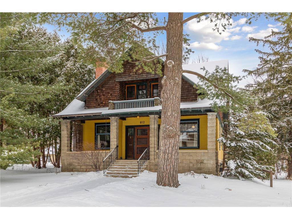 812 Saint Olaf Avenue Northfield MN 55057 7001768 image1