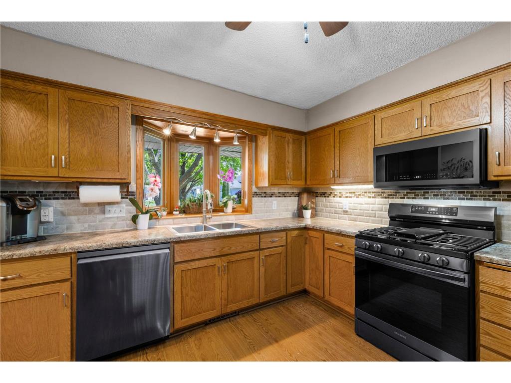 8120 122nd Lane N Champlin MN 55316 7072952 image29