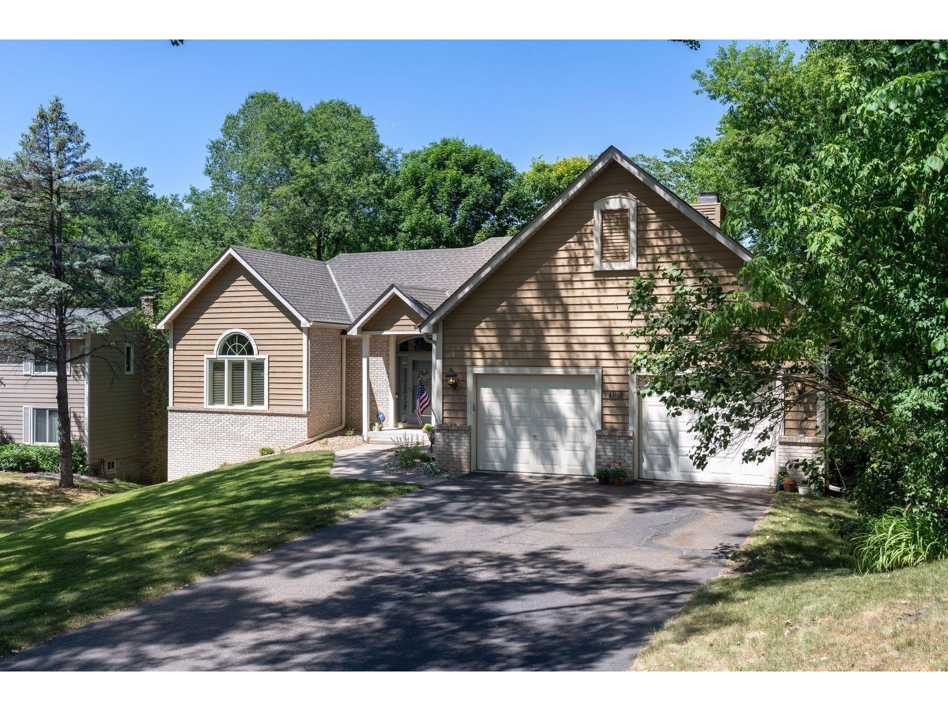 8120 Lower 129th Court, Apple Valley, MN 55124 MLS 6004344 Edina