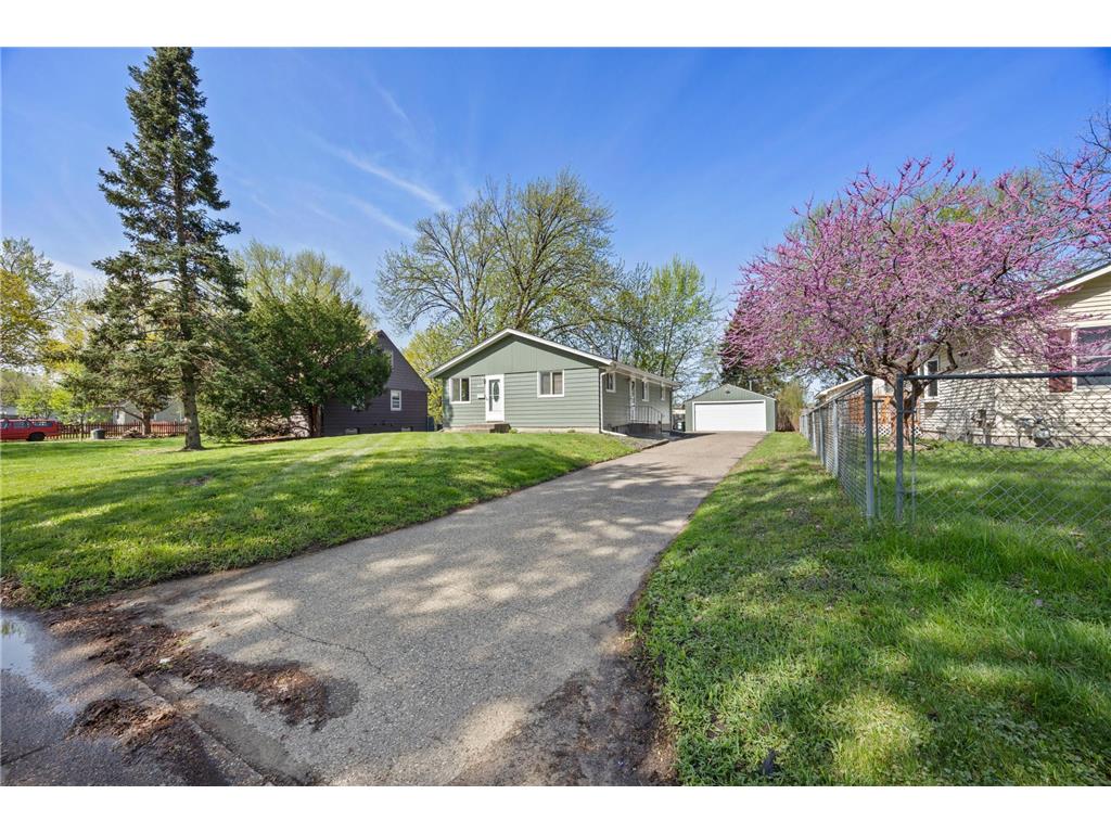 8120 Wentworth Avenue S Bloomington MN 55420 7064043 image1