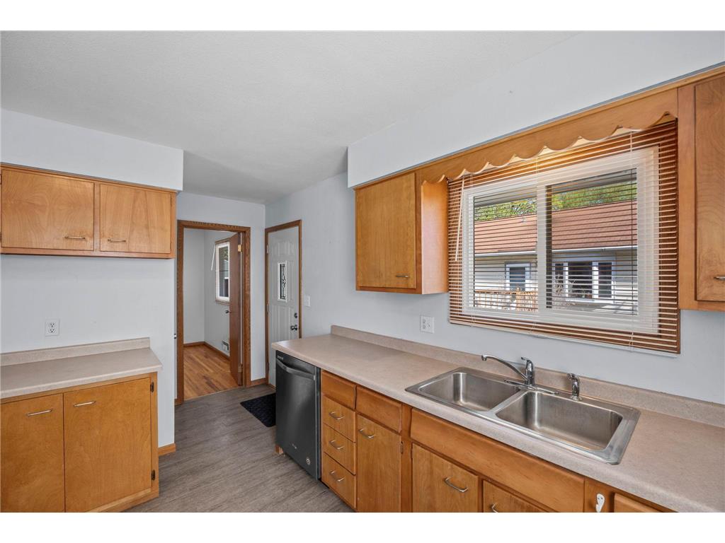 8120 Wentworth Avenue S Bloomington MN 55420 7064043 image22