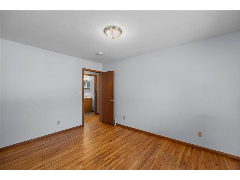 8120 Wentworth Avenue S Bloomington MN 55420 7064043 image38