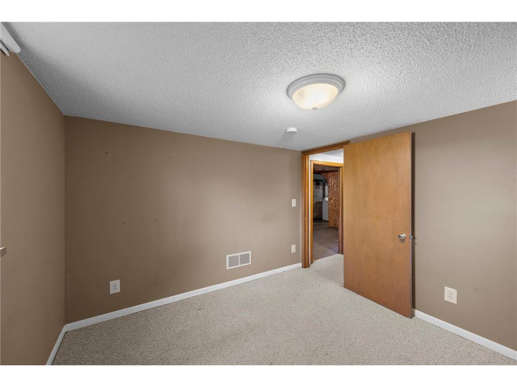 8120 Wentworth Avenue S Bloomington MN 55420 7064043 image45