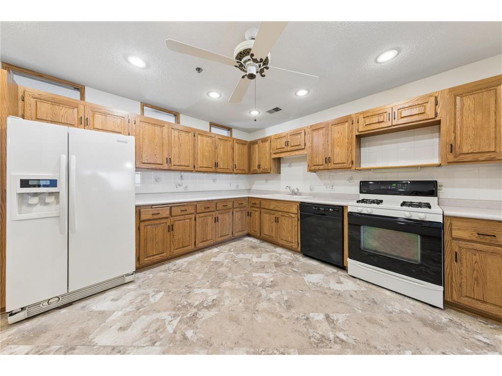 8121 34th Avenue S #206 Bloomington MN 55425 - Long Meadow 7028223 image12