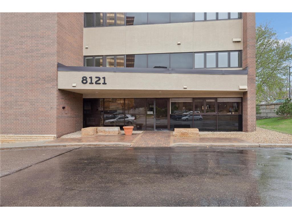 8121 34th Avenue S #206 Bloomington MN 55425 - Long Meadow 7028223 image29