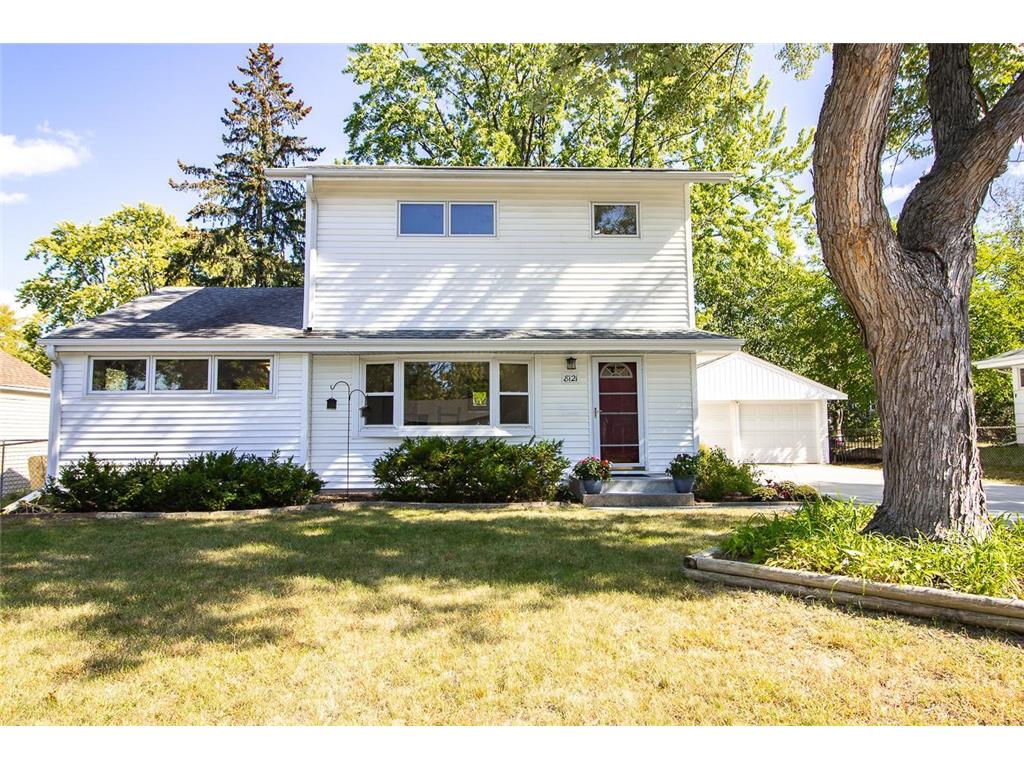 8121 Emerson Avenue S Bloomington MN 55420 6608177 image1