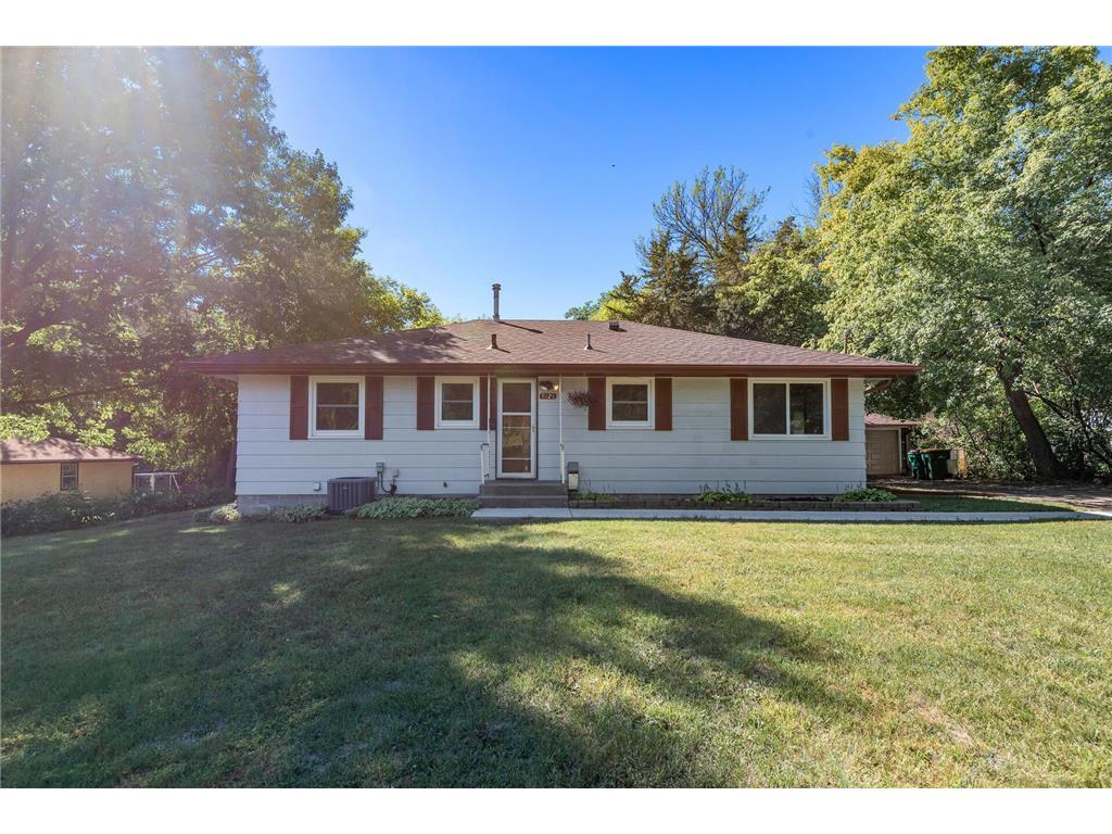 8124 Mount Curve Boulevard Brooklyn Park MN 55445 6435812 image1