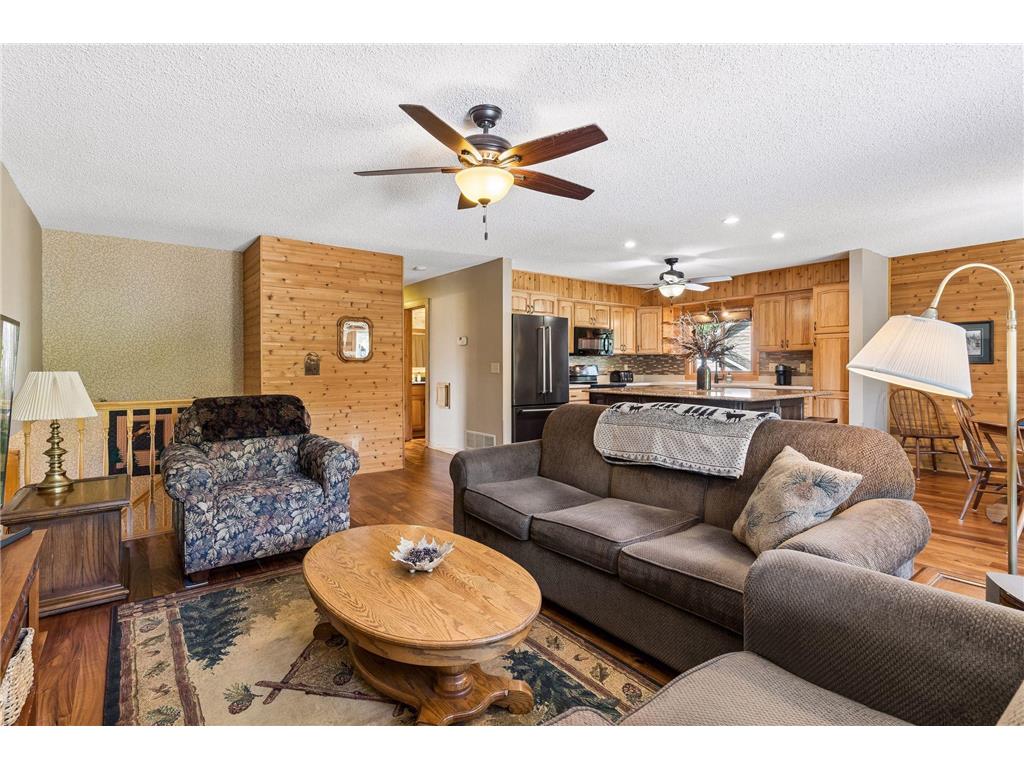 8124 W 102nd Street Bloomington MN 55438 7084597 image10