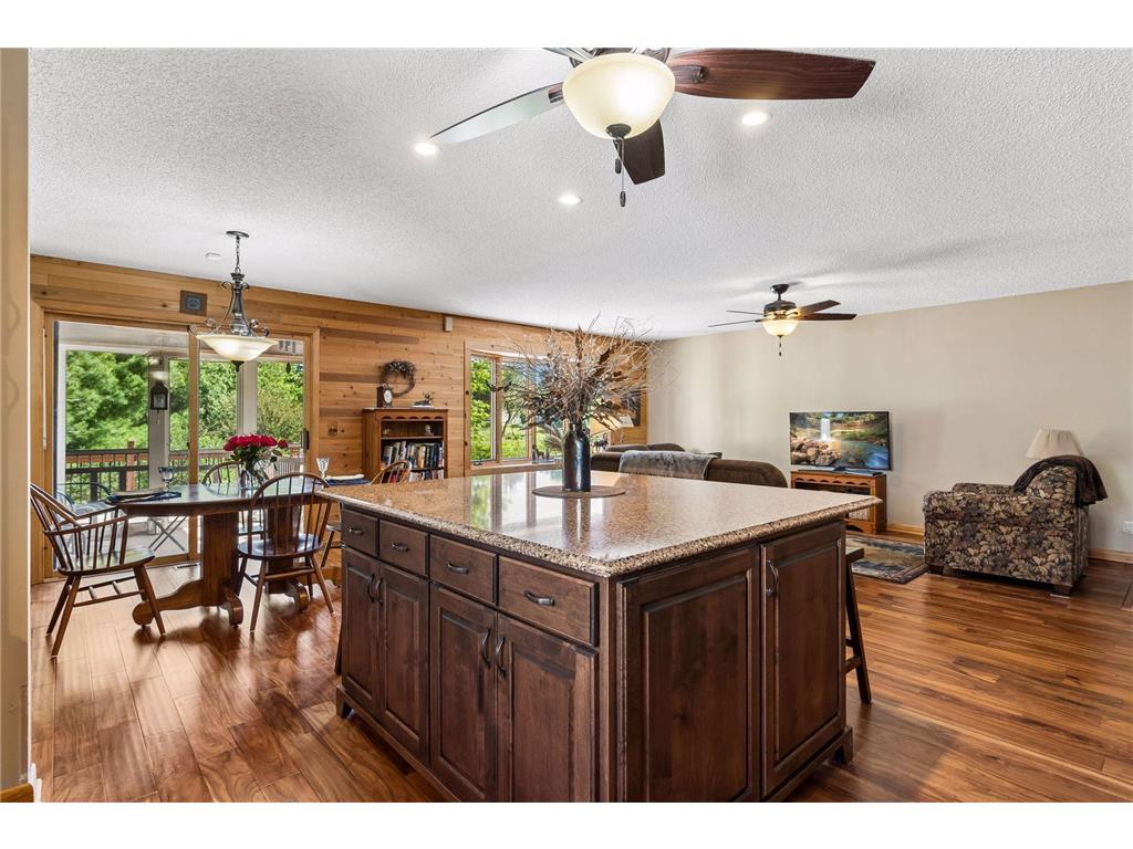 8124 W 102nd Street Bloomington MN 55438 7084597 image15