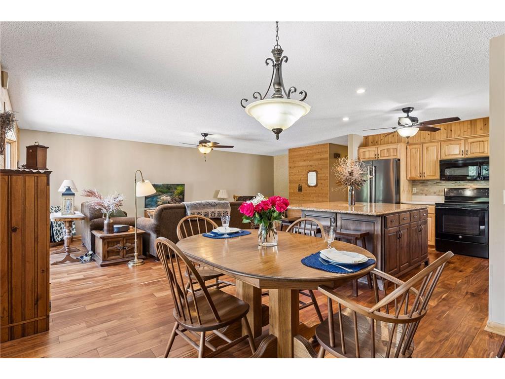 8124 W 102nd Street Bloomington MN 55438 7084597 image18