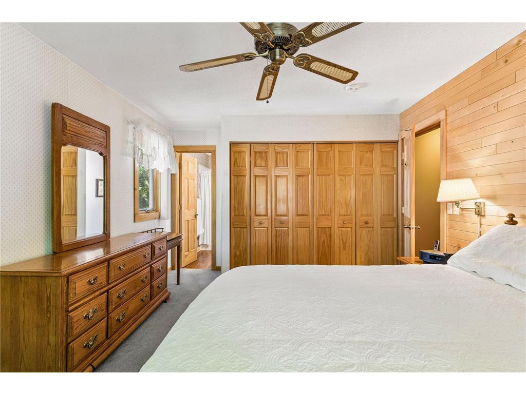 8124 W 102nd Street Bloomington MN 55438 7084597 image23