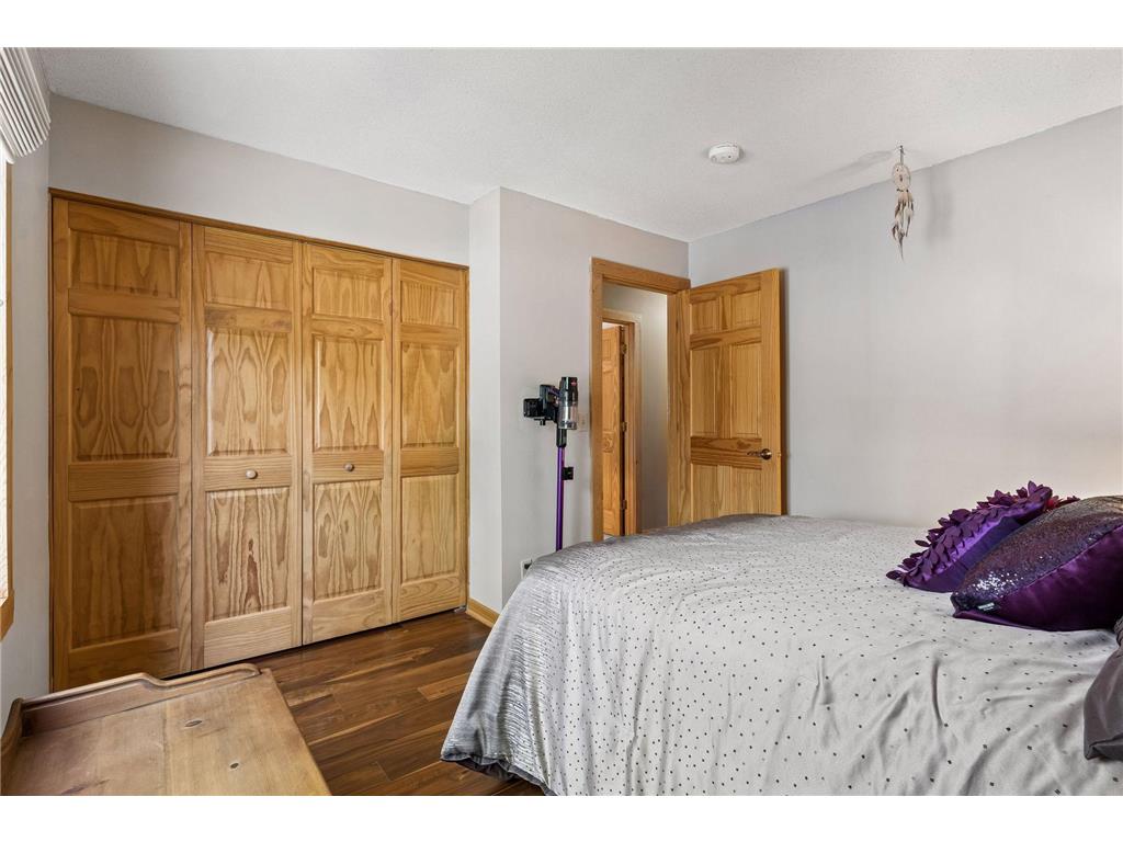 8124 W 102nd Street Bloomington MN 55438 7084597 image26