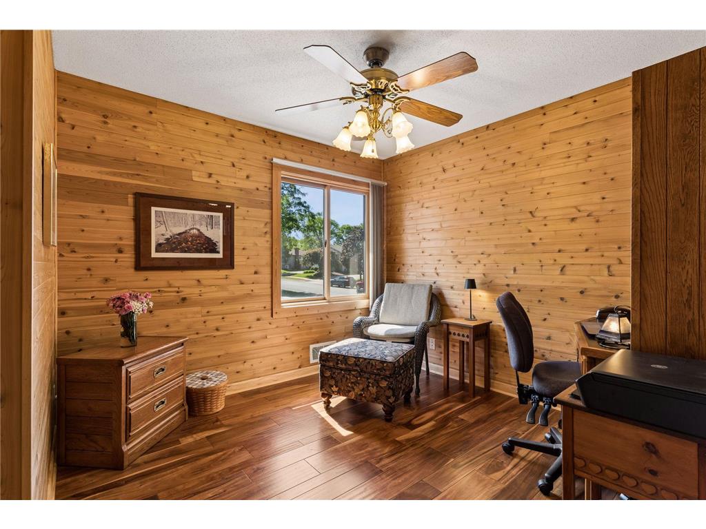 8124 W 102nd Street Bloomington MN 55438 7084597 image27
