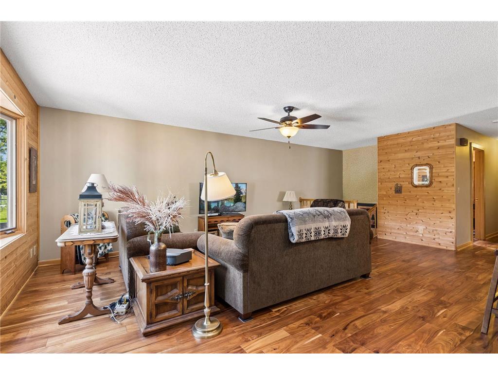 8124 W 102nd Street Bloomington MN 55438 7084597 image9