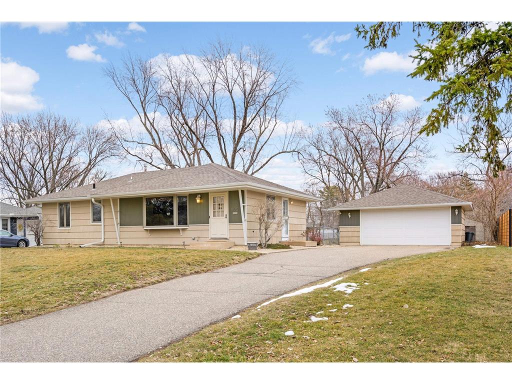 8125 Zenith Avenue S Bloomington MN 55431 6507166 image1