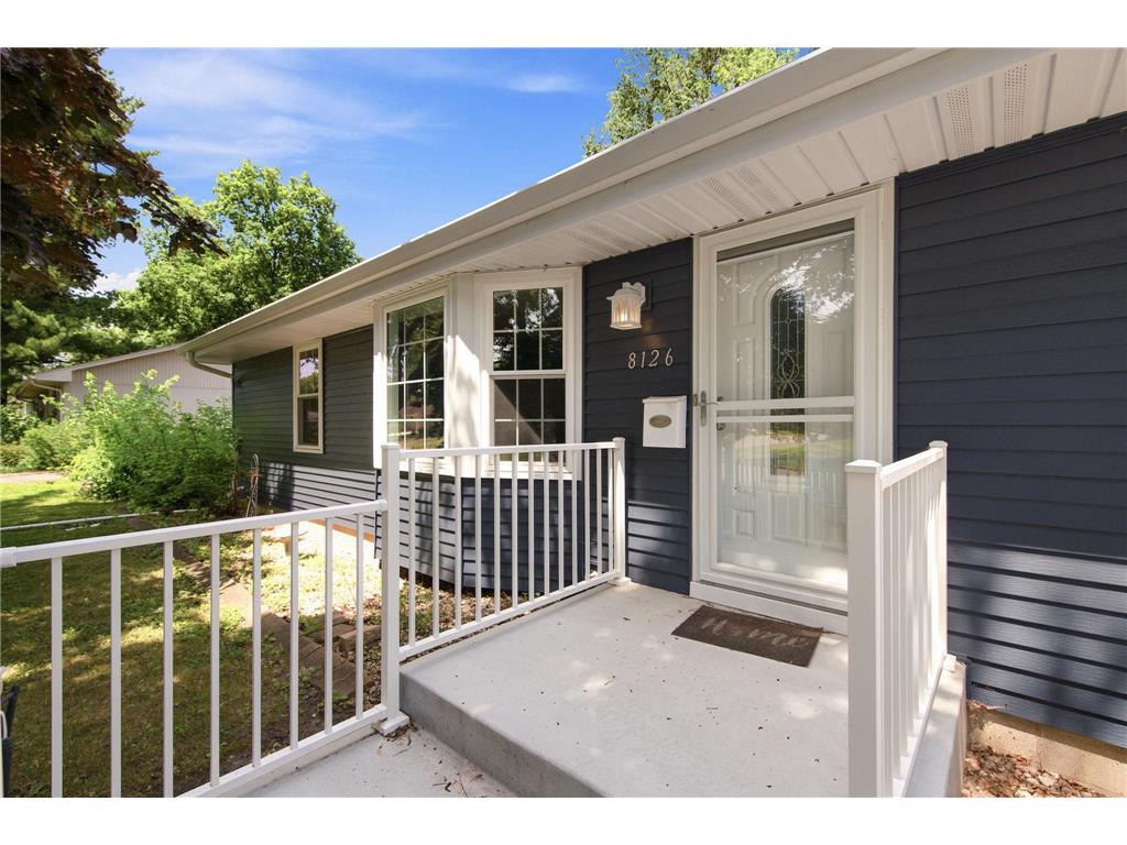 8126 Northern Drive Crystal MN 55427 7105445 image1