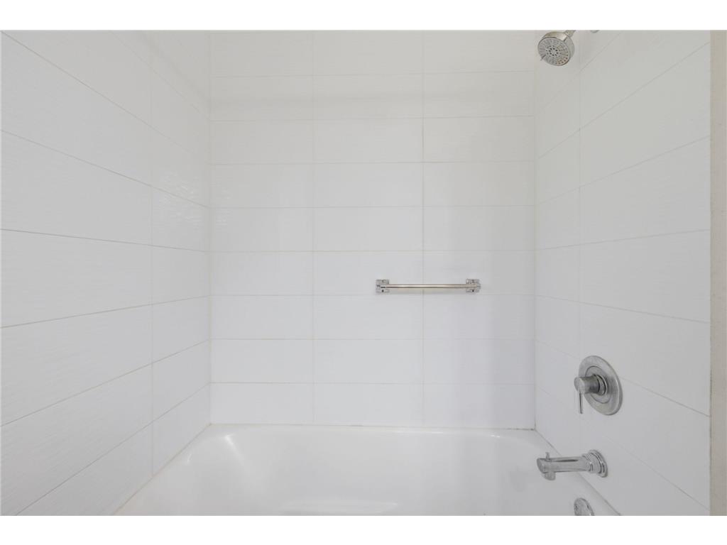 8126 Northern Drive Crystal MN 55427 7105445 image17