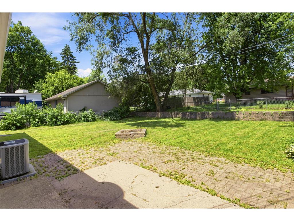 8126 Northern Drive Crystal MN 55427 7105445 image19