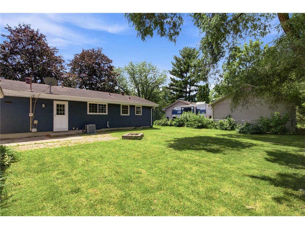 8126 Northern Drive Crystal MN 55427 7105445 image23