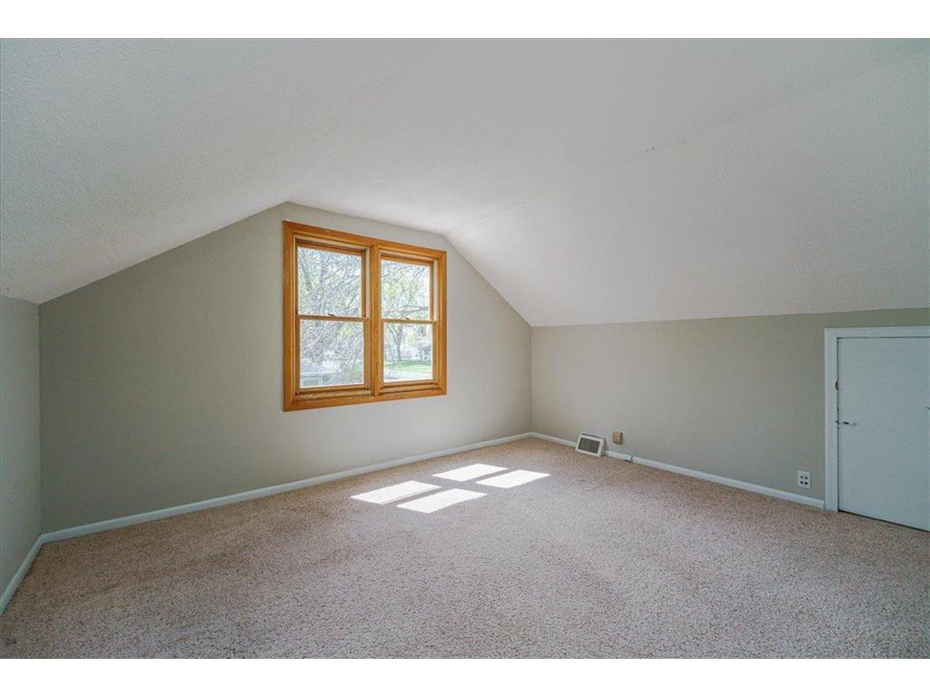 8127 1st Avenue S Bloomington MN 55420 7068632 image14