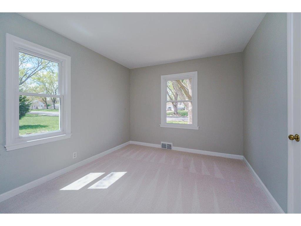 8127 1st Avenue S Bloomington MN 55420 7068632 image8
