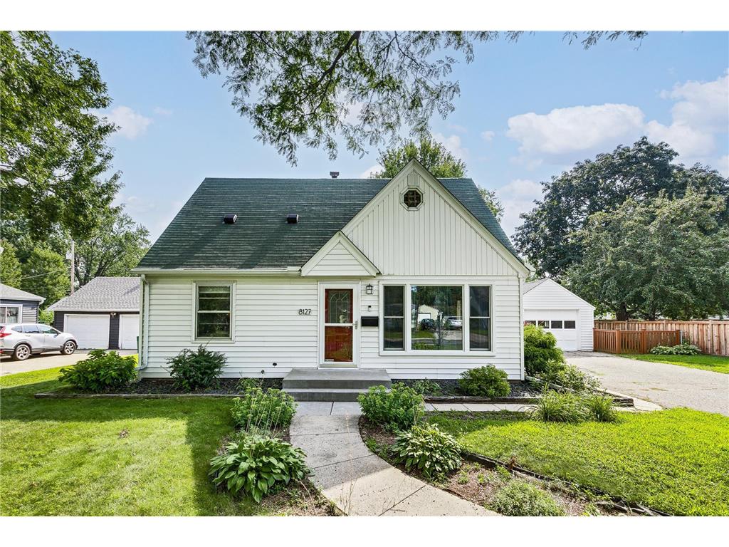 8127 2nd Avenue S Bloomington MN 55420 6762404 image1