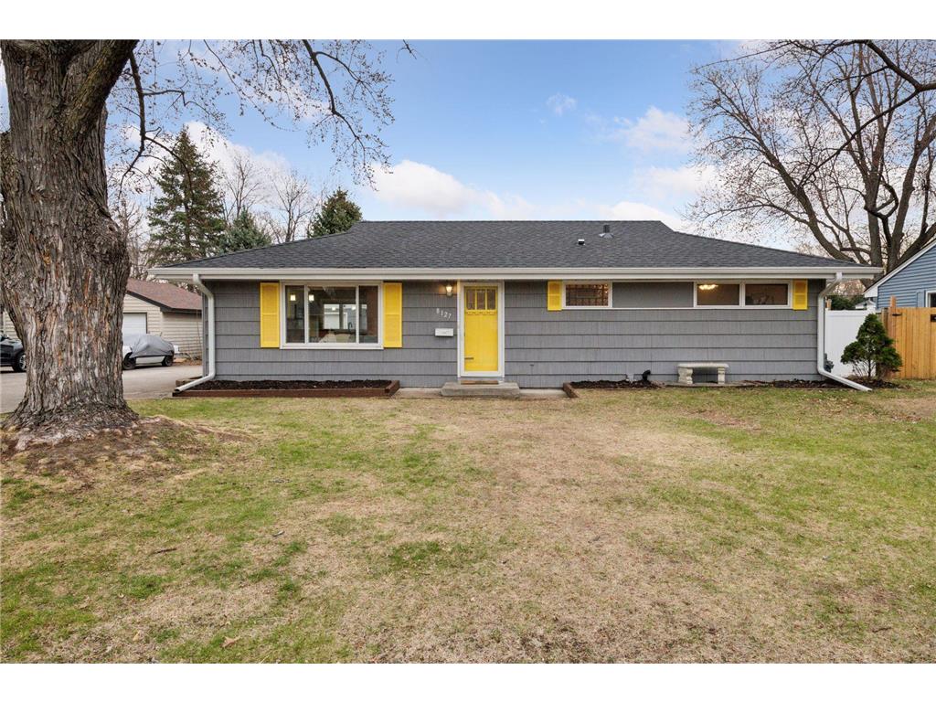 8127 Clinton Avenue S Bloomington MN 55420 6705697 image1
