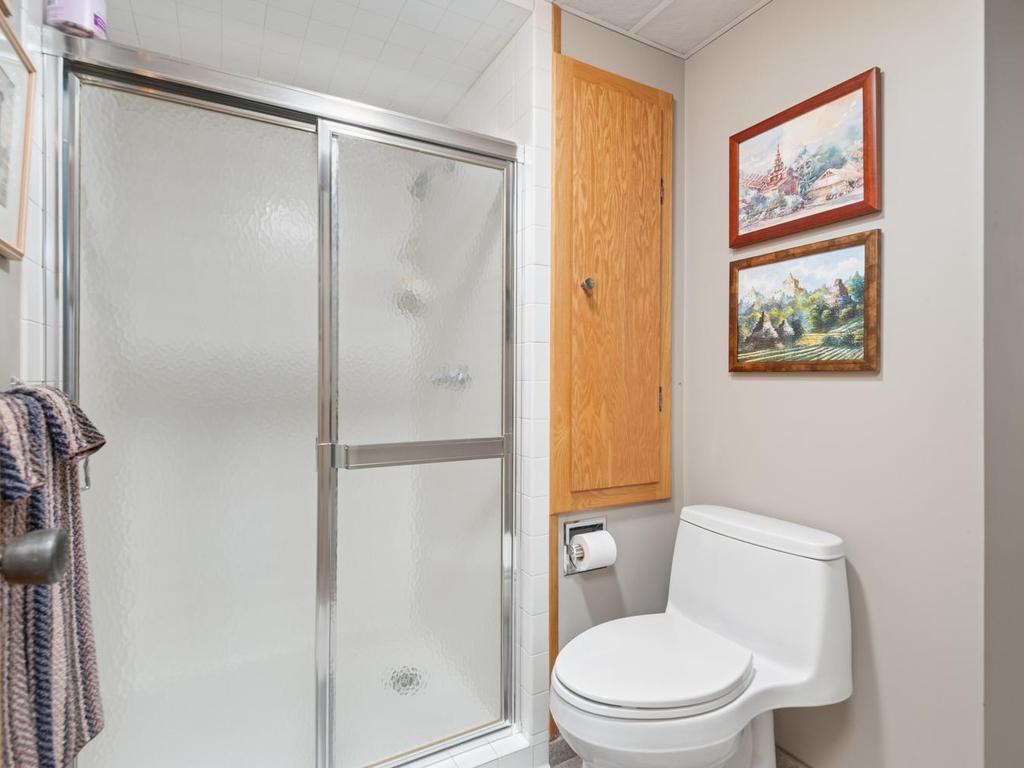 8127 Pennsylvania Circle Bloomington MN 55438 7080928 image28