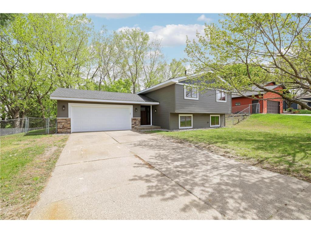 8128 Dawn Avenue Inver Grove Heights MN 55076 7062497 image2