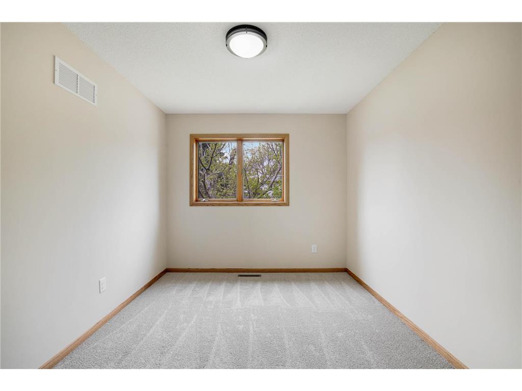 8128 Dawn Avenue Inver Grove Heights MN 55076 7062497 image24