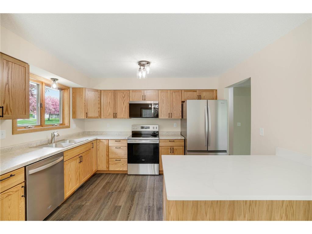 8128 Dawn Avenue Inver Grove Heights MN 55076 7062497 image8