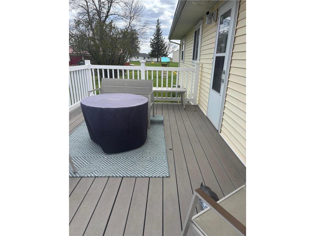 813 2nd Street W Morgan MN 56266 7069953 image3