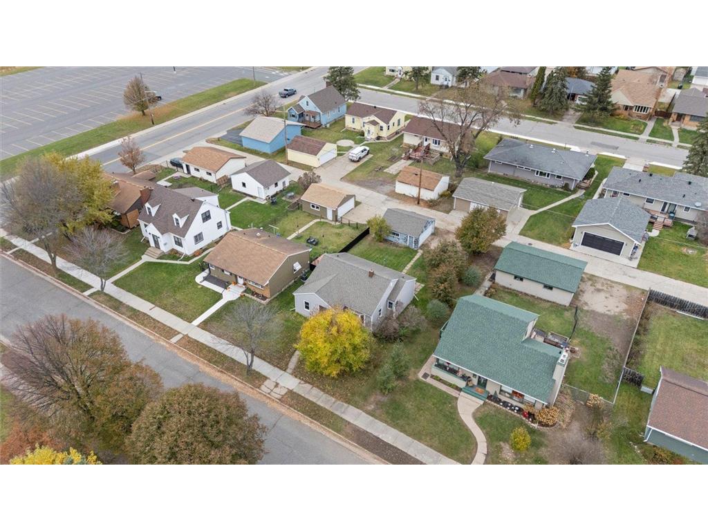 813 6th Street S Virginia MN 55792 6812416 image4