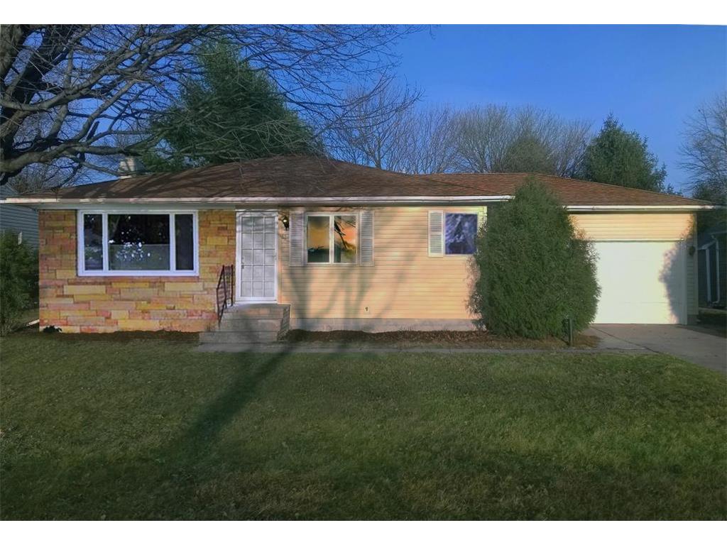 813 6th Street SW, Waseca, MN, 56093 MLS 6172599 Edina Realty