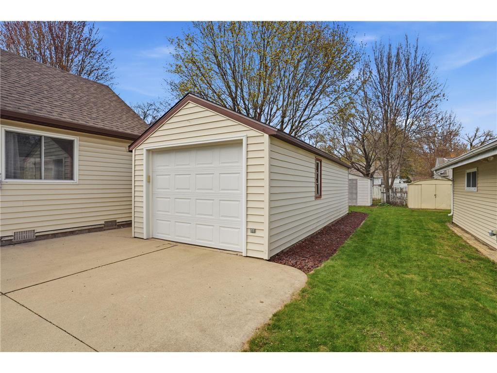 813 Augusta Avenue Willmar MN 56201 7056876 image15