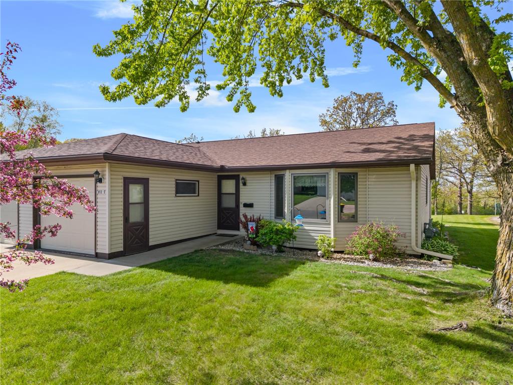 813 Sprague Street N #2 Caledonia MN 55921 7073767 image1