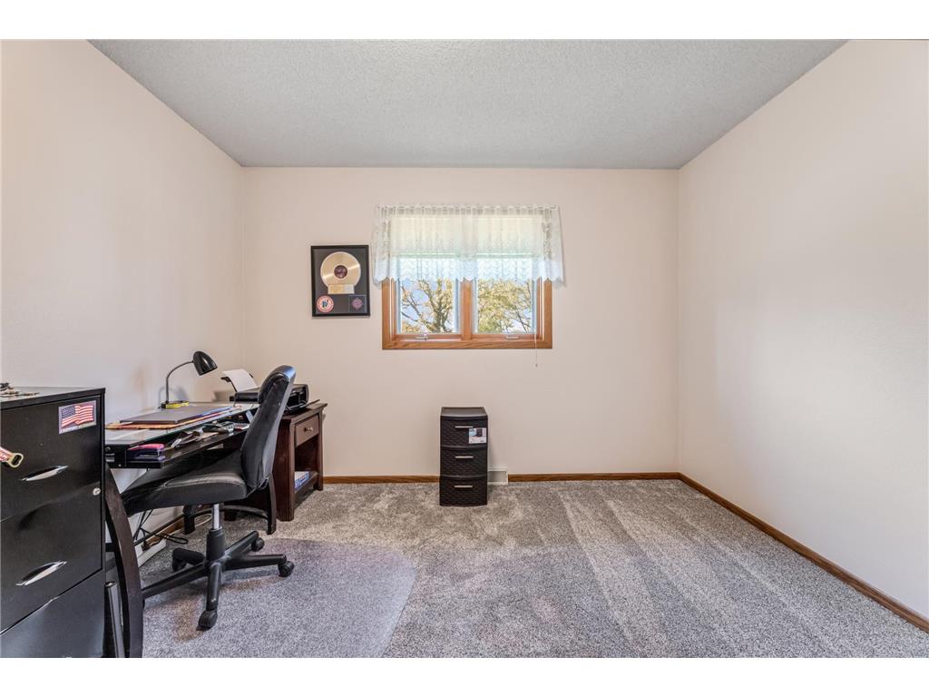 813 Sprague Street N #2 Caledonia MN 55921 7073767 image10
