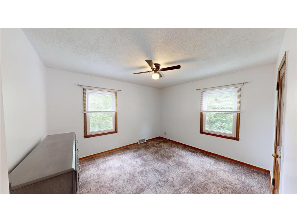 813 Pillsbury Avenue Albert Lea MN 56007 7076913 image11