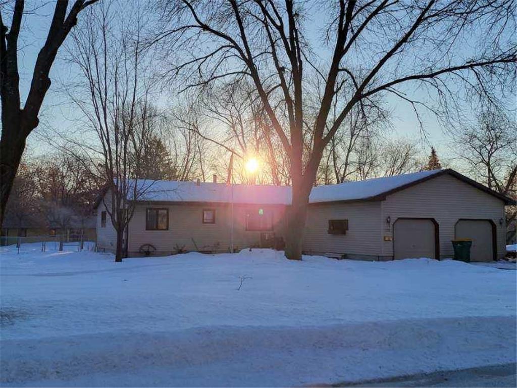 813 S Miller Avenue Litchfield MN 55355 6333988 image1