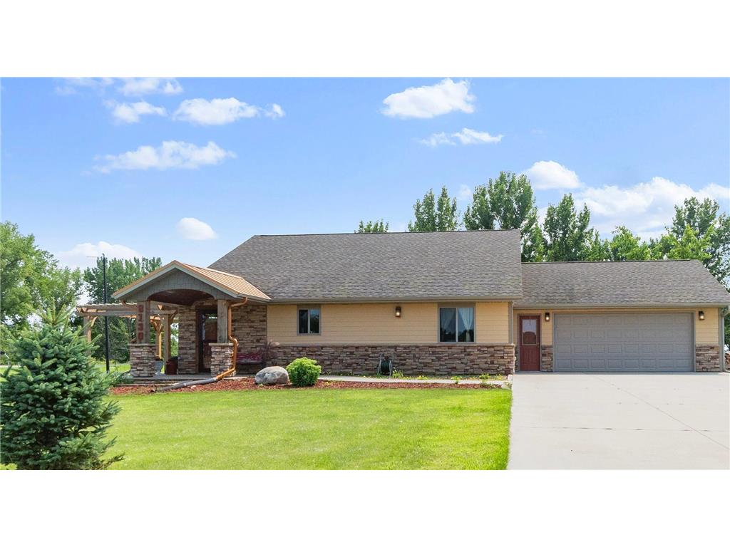8130 Hummingbird Lane SW Alexandria MN 56308 - Mary Lake 6759282 image1
