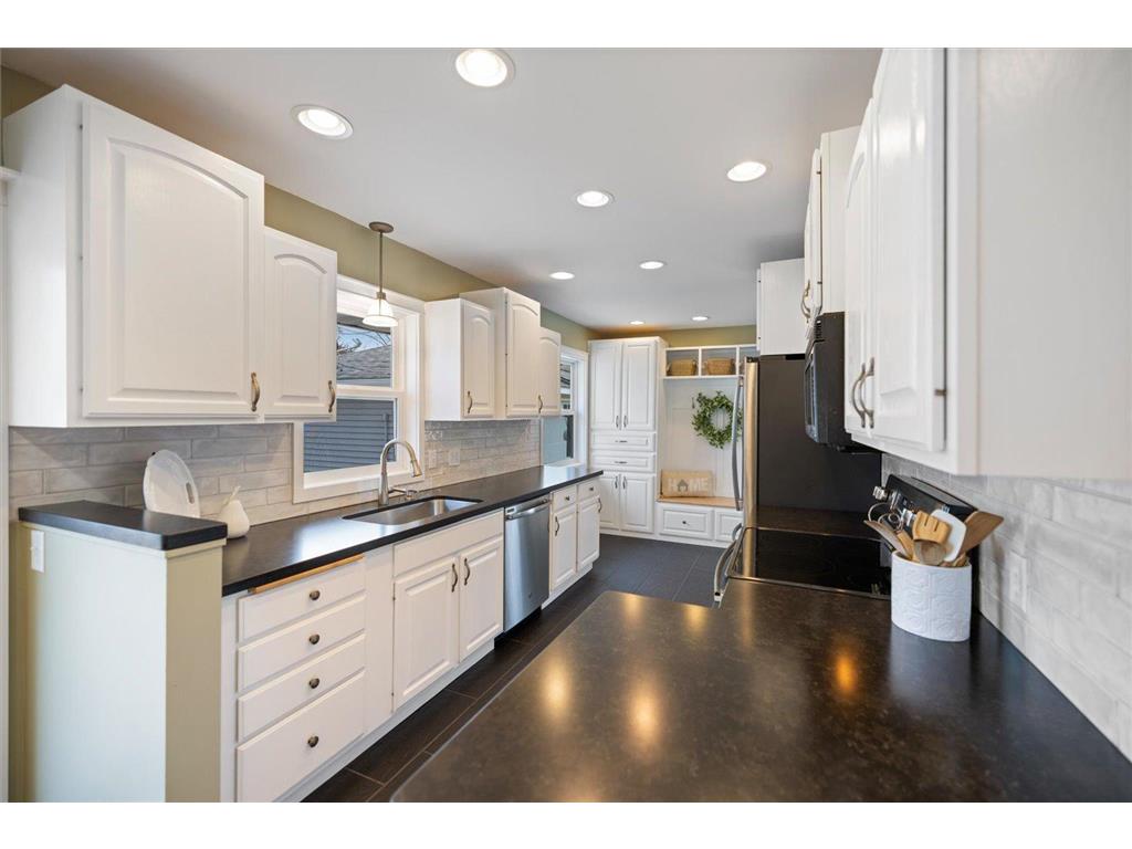 8131 Upton Avenue S Bloomington MN 55431 7026996 image10