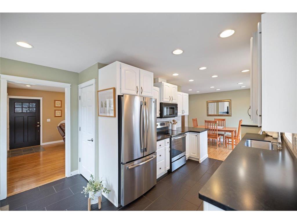 8131 Upton Avenue S Bloomington MN 55431 7026996 image14