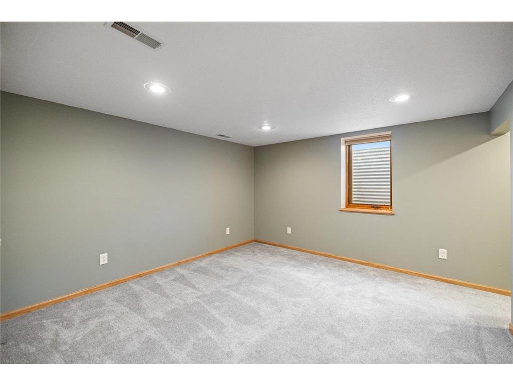 8131 Upton Avenue S Bloomington MN 55431 7026996 image24