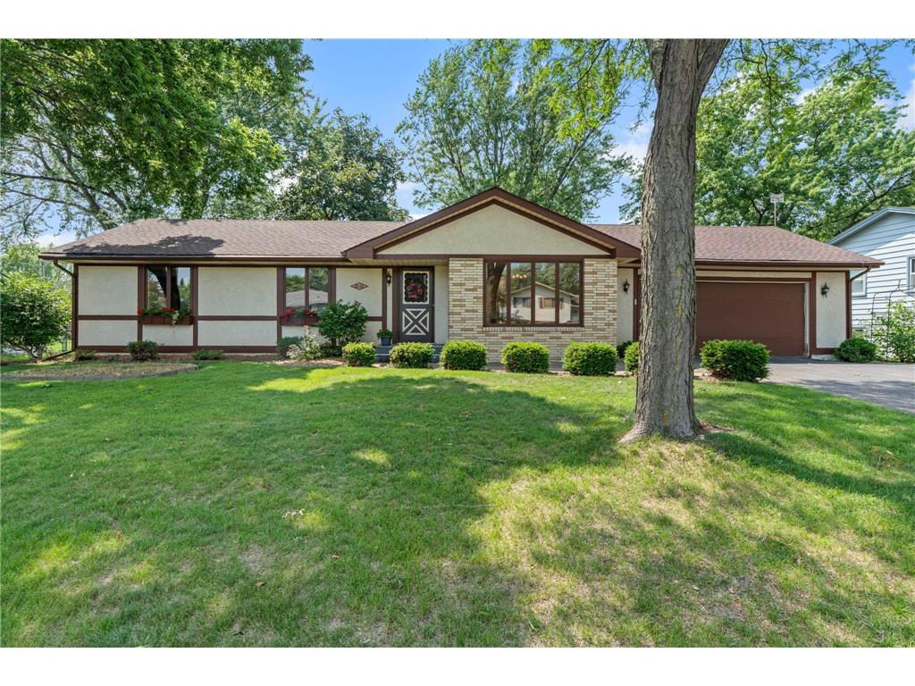 8133 Xenia Avenue N Brooklyn Park MN 55443 7100018 image4