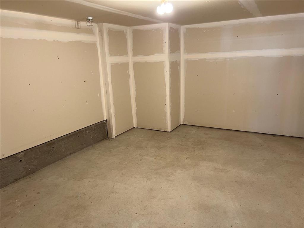 8136 Main Street N Maple Grove MN 55369 7088377 image26