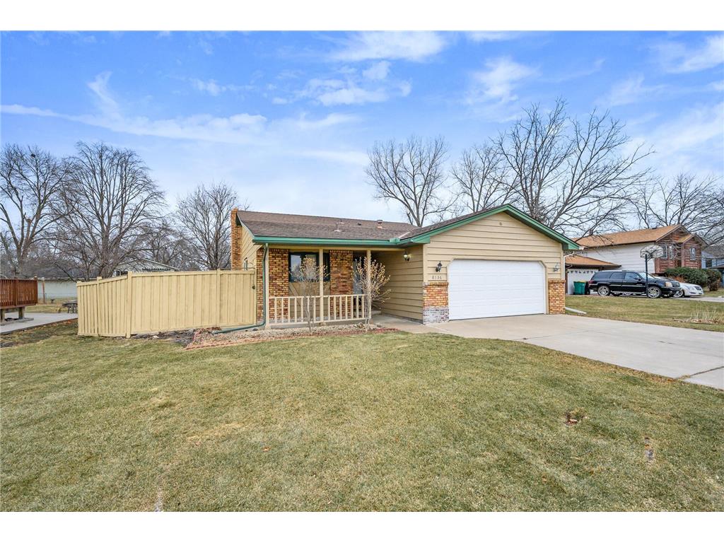 8136 Vincent Avenue N Brooklyn Park MN 55444 6641009 image1